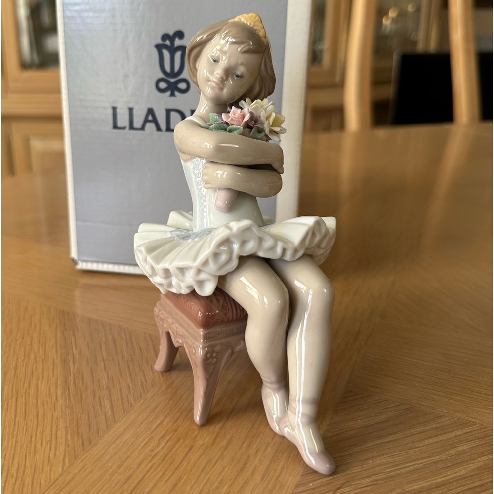 LLADRO - 010.06763 - First Performance - RETIRED - Perfect condition